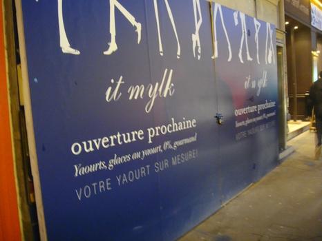20100302 it mylk À suivre (ou pas) ! it mylk, rue de lAncienne Comédie (ChrisoScope)