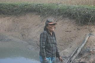 Assèchement de la rizière et pêche