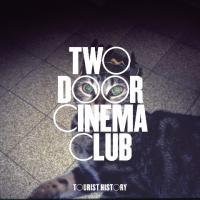 Two Door Cinema Club la dose Tourist History pour le sourire