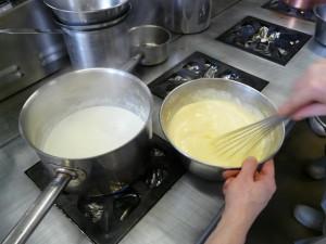 Muffins au Carambar, glace vanille et pistache