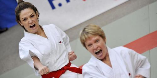 Un ministre sur les tatamis