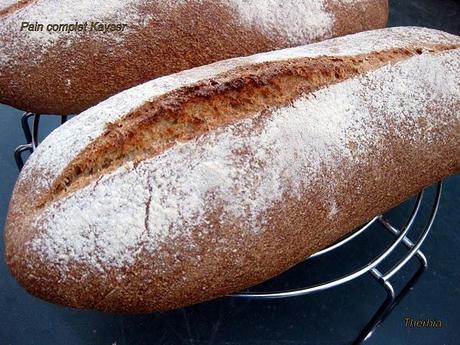 Pain complet au levain Kayser http://lh3.ggpht.com/_R_hDG-ur51A/SaBE9FpWbKI/AAAAAAAAD3I/AMriIV63xKE/s640/IMG_0940.JPG