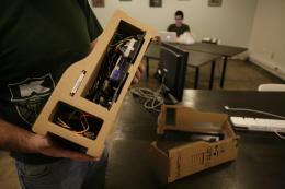 reCompute - boîtier ordinateur en carton recyclé