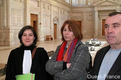 Ces grands-parents qui persistent et signent...