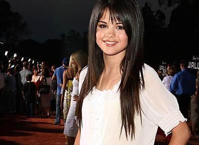 Selena Gomez ... débarque à Paris le 31 Mars 2010 !!
