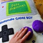 Le Game Boy revisité en… coussin