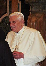 180px-Pope_Benedictus_XVI_january,20_2006_(17)