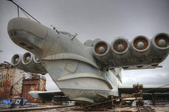 Ekranoplane, l’hydravion russe géant