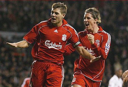Fernando Torres et Steven Gerrard ... leurs plus beaux buts de la saison 2009/2010