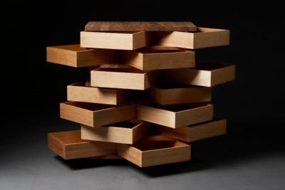 Commode Fjaril par Jakob Jørgensen Commode Fjaril par Jakob Jørgensen