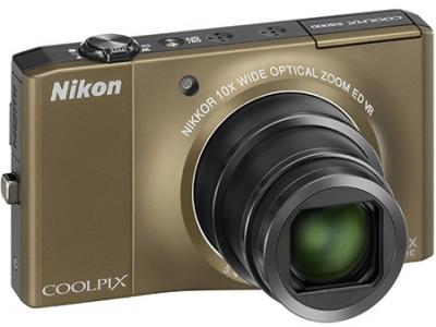 Test : le compact Nikon Coolpix S8000