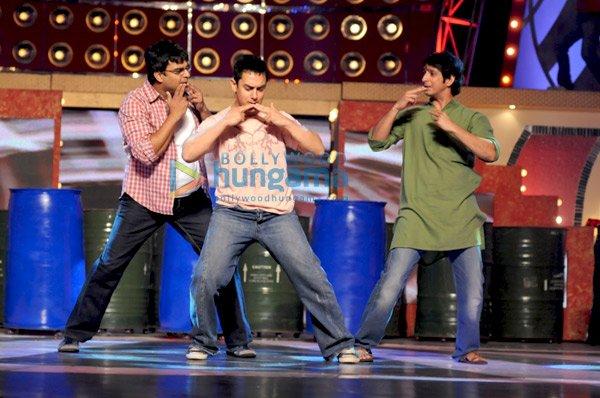 Aamir Khan's performance at Superstars Ka Jalwa!!