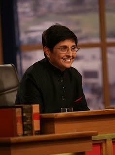 Kiran Bedi, entre police et activisme social