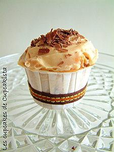 Peanut Butter Cupcakes-5