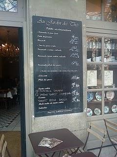 Il n'y a pas que le maquillage dans la vie...Il y a aussi les gâteaux du  jardin des thés !