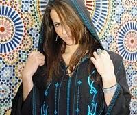 Caftans, takchitas et djellabas modernisés Caftans, takchitas et djellabas modernisés