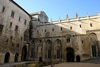 L’ancien palais des papes en Avignon