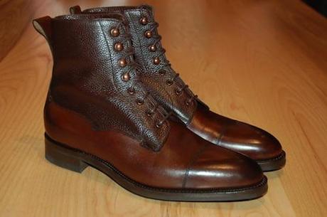 boots marron Guide des associations de couleurs de vêtements : 5 couleurs de base, 7 erreurs, associations, carnation…