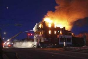 L’hôtel du Real incendié. Ca doit être les pompiers catalans