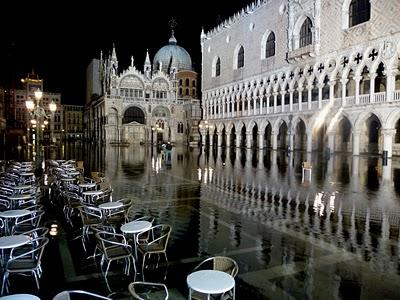 La Piazzetta de San Marco, l'acqua alta, The Tourist