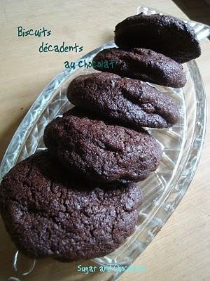 Les décadents cookies tout chocolat