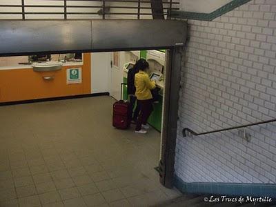 Parle à ma machine (Corner View)