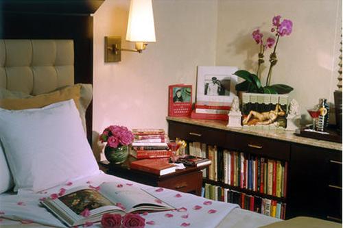 library-hotel