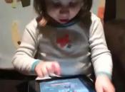 bébé surdoué joue Ipad Regardez vidéo!!