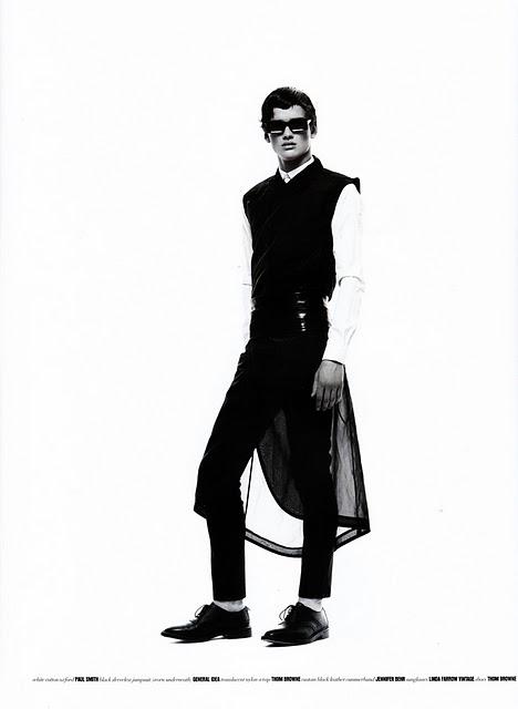 ◎ ● Simon Nessman par Michael Schwartz : The Block Magazine Eté 2010 ◎ ●