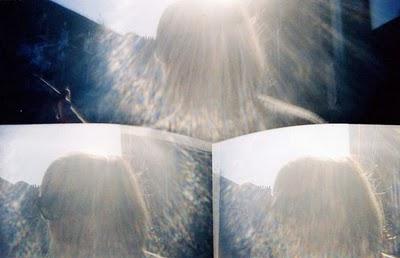 La tête dans les nuages, et les  pieds aussi. j  thorn ex...