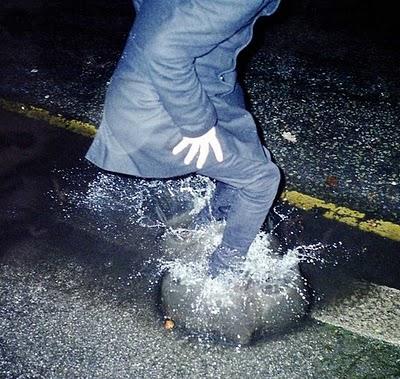 La tête dans les nuages, et les  pieds aussi. j  thorn ex...