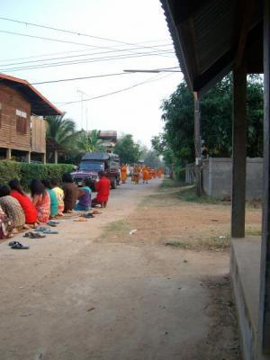 des moines,toujours des moines.....