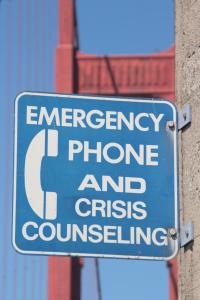 Emergency phone, crisis counselling, crisis phone line, ligne de crise, crise suicidaire, se suicider, suicide