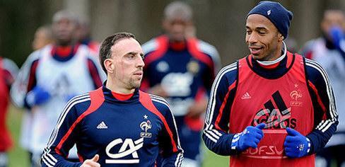 Ribéry veut jouer à la place d'Henry, qui veut jouer à la place d'Anelka etc...