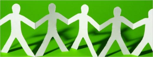 Generique - personnage se tenant la main - agir ensemble pour la planête