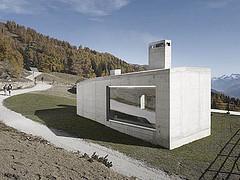 Architecture contemporaine sur l'alpage: portes ouvertes à Colombire