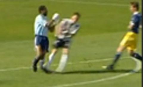 Foot ... La vidéo d'un sacrilège commis contre un gardien allemand