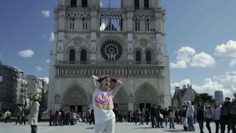 Axelle Laffont nous chante Garçon français vs American Boy