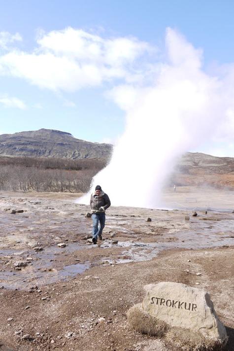 Allez en Islande, qu'y disaient...