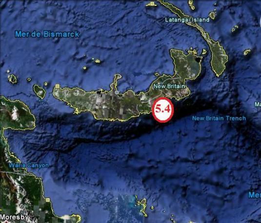 Une séisme de magnitude 5.4 frappe l'île de Nouvelle Bretagne, dans l'Archipel Bismark... Craintes de nouvelles éruptions volcaniques
