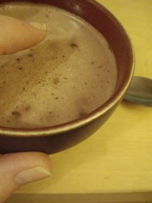 Crème mousseuse de chocolat au lait de coco