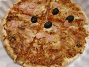 Pizza aux fromages et jambon – Monoprix