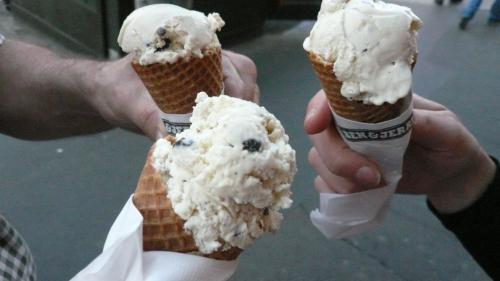 ET CETTE GLACE ALORS ?