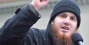 Le barbu et le baveux