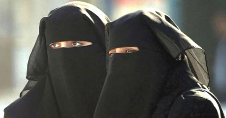 niqab.1272658725.jpg