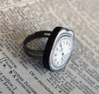 VINTAGE JEWELLERY...