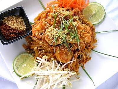Les Pad Thaï au poulet et crevettes