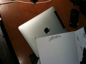 iH8Sn0w : La team perd en réputation avec un faux iPad 3G