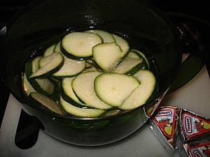 Le-veloute-minute-de-courgettes-1.jpg