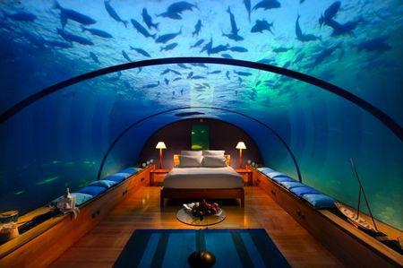 conradmaldivesunderwatersuitenight